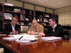 Os concellais de urbanismo e medioambiente na reuni�n co subdirector Xeral de Costas do Estado